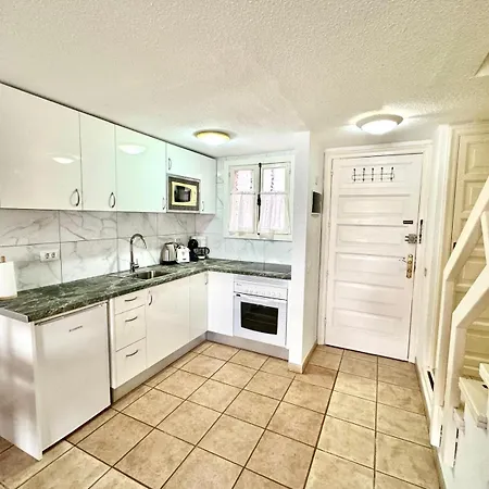 Διαμέρισμα Americas Front Line