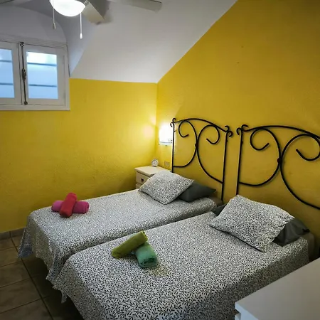 Americas Front Line *