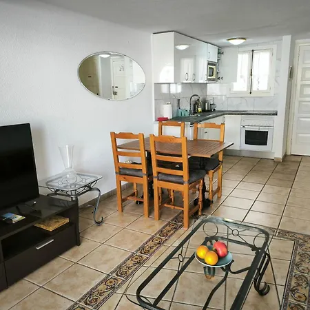 Апартаменты Americas Front Line *